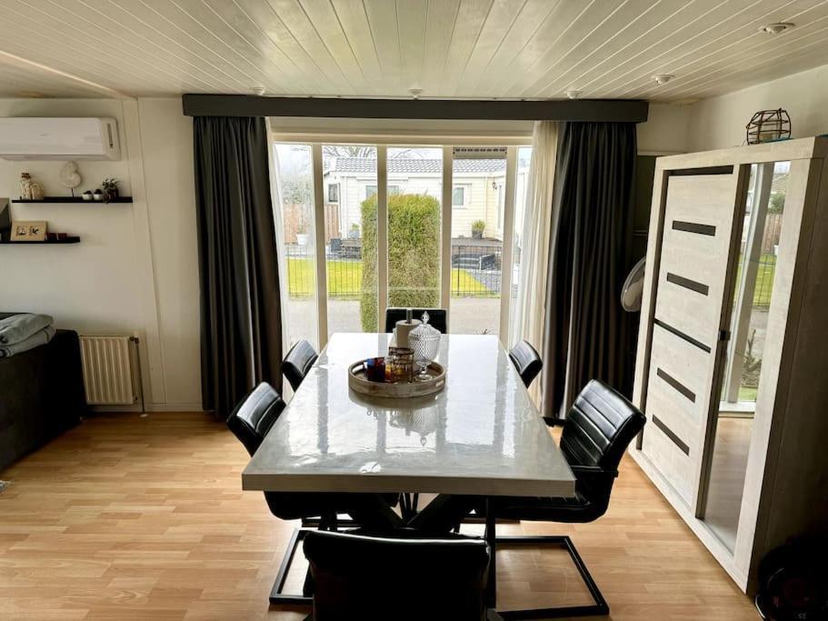 Luxe Chalet In Prachtig Natuurgebied Lith ภายนอก รูปภาพ